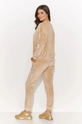 Numinou comfort and elegance long-sleeved sweatshirt  Adomoo